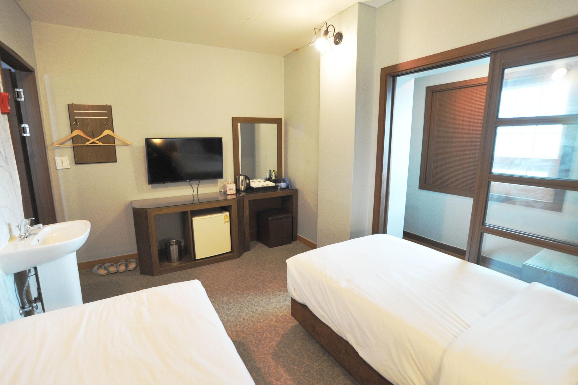 Daegu Hilltop Hotel Dış mekan fotoğraf